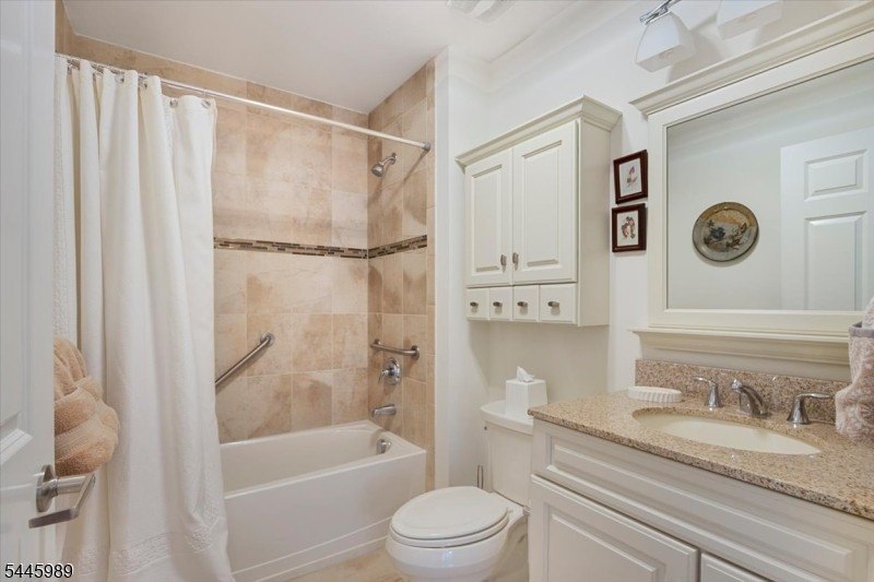 Welcome to a true GEM! Beautifully maintained colonial w/apprx - photo 22