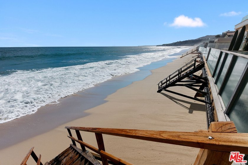 Located within the exclusive guard-gated community of Malibu - photo 32