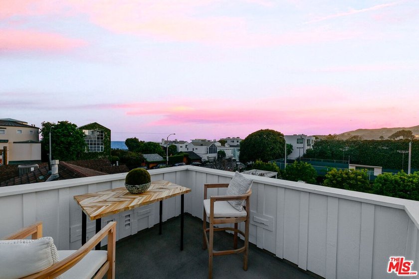 Located within the exclusive guard-gated community of Malibu - photo 35