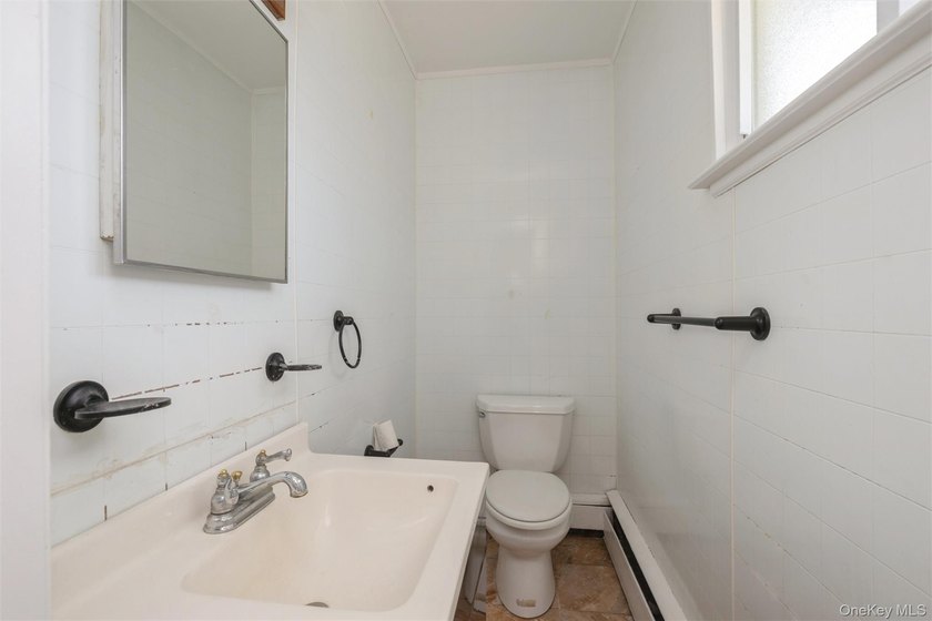 Welcome to this well-maintained three bedroom, one- and one-half - photo 7