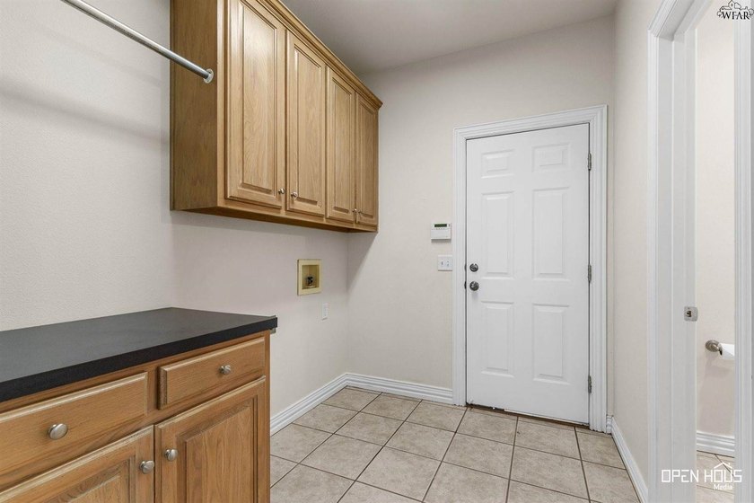 Bridge Creek corner lot with side-entry garage. Open kitchen - photo 28