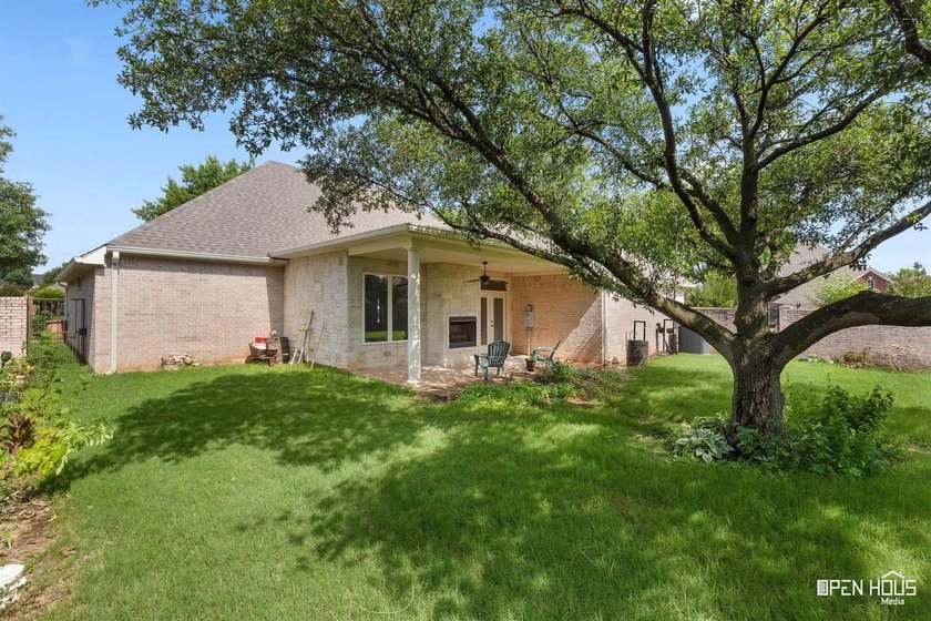 Bridge Creek corner lot with side-entry garage. Open kitchen - photo 30