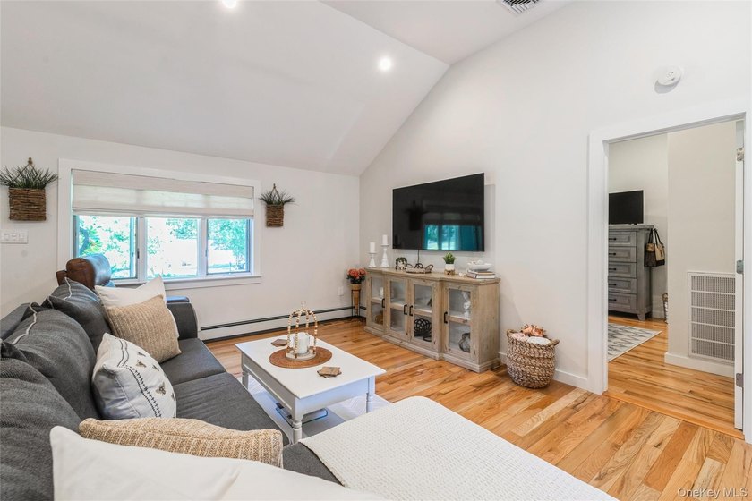 Impeccably maintained and completely updated, this pristine - photo 7