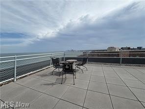 Welcome to this spacious, updated move-in-ready one-bedroom - photo 19