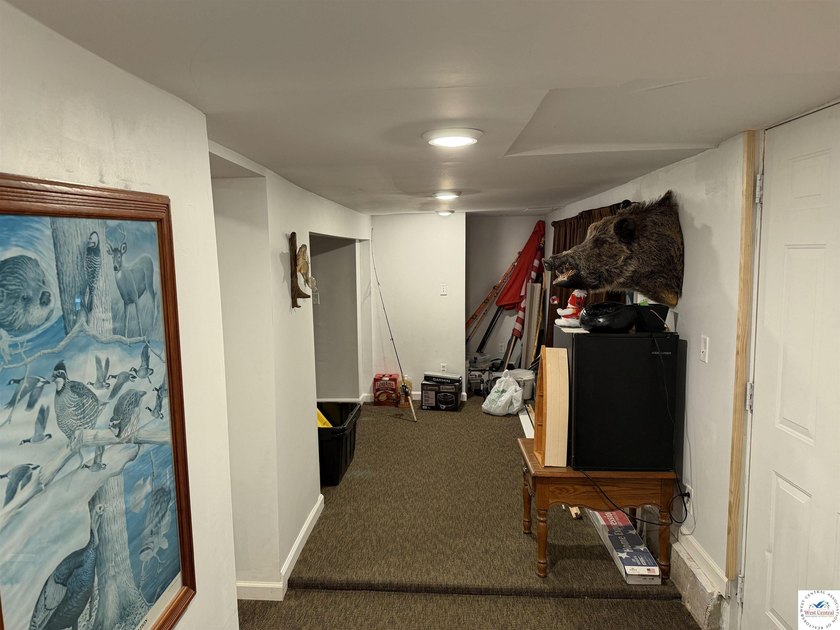 Welcome to this charming 4-bedroom, 1-bath second-tier home near - photo 13
