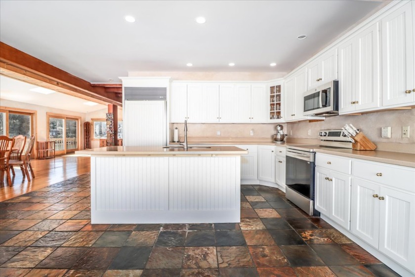 Candlewood Lake Direct Waterfront Home
NEW PRICE! - photo 24