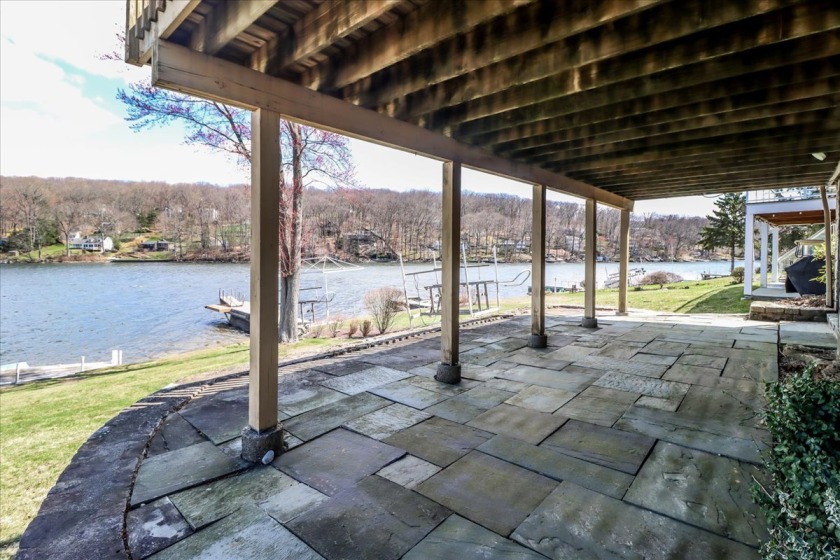 Candlewood Lake Direct Waterfront Home
NEW PRICE! - photo 8