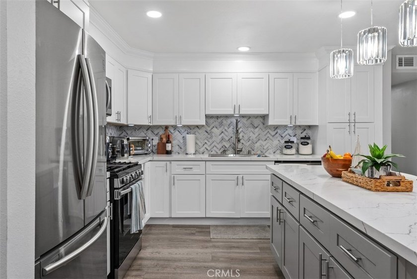 Beautifully remodeled residence at Ocean Fairways Condominiums - photo 6
