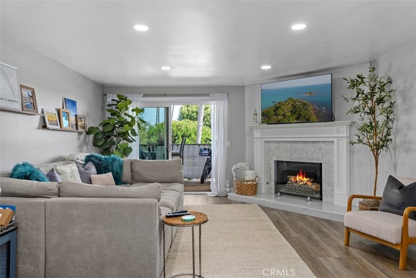 Beautifully remodeled residence at Ocean Fairways Condominiums - photo 9