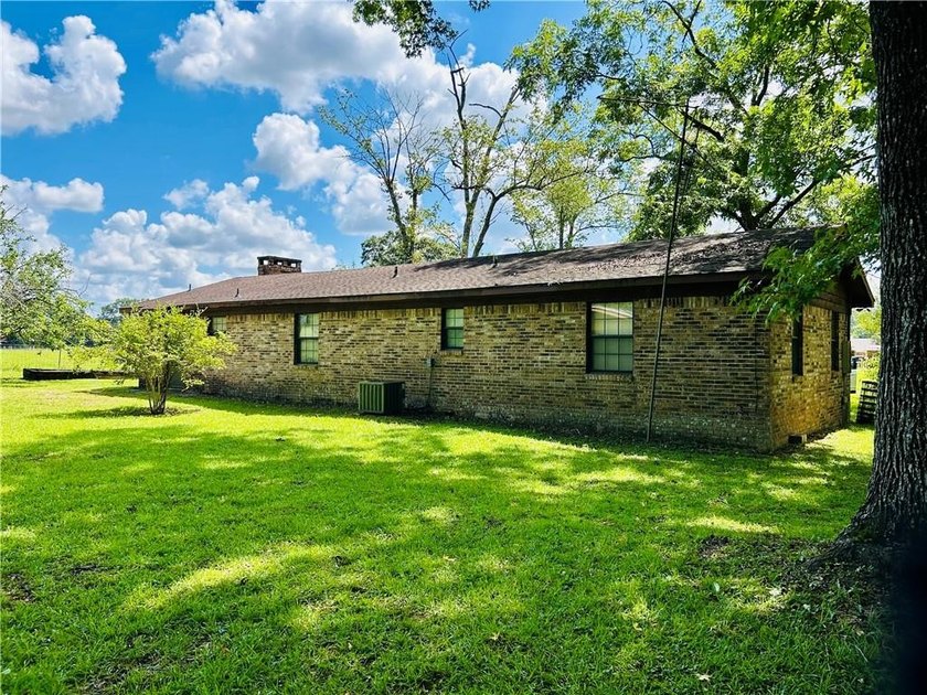 This beautiful 5.8 acres with all kinds of trees does not front - photo 18