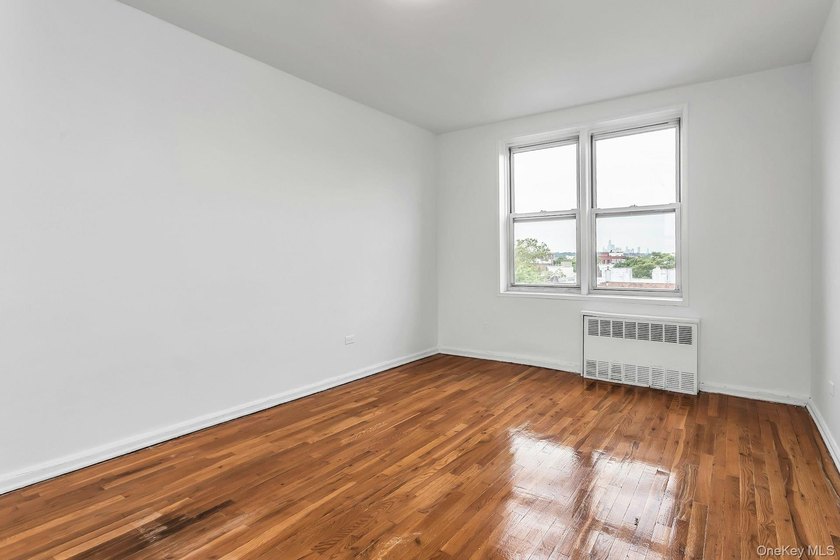 Affordable Spacious One Bedroom Apartment with Manhattan views - photo 18