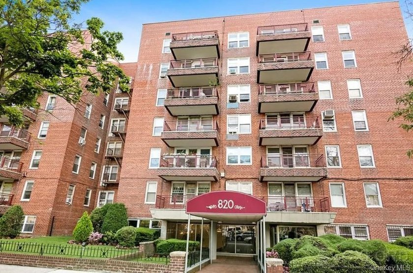 Affordable Spacious One Bedroom Apartment with Manhattan views - photo 19