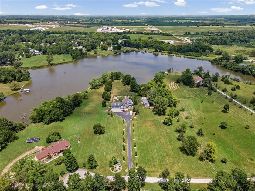 Resort lifestyle meets peaceful country living on private Bass - photo 60