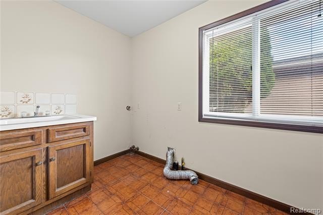 Welcome to 38219 Santa Anna Street in Clinton Township! This - photo 21