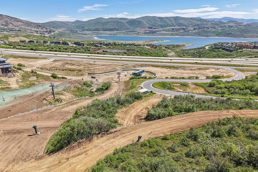 Rare ski-in/ski-out homesite at Marcella Mountain. Bordering two - photo 13