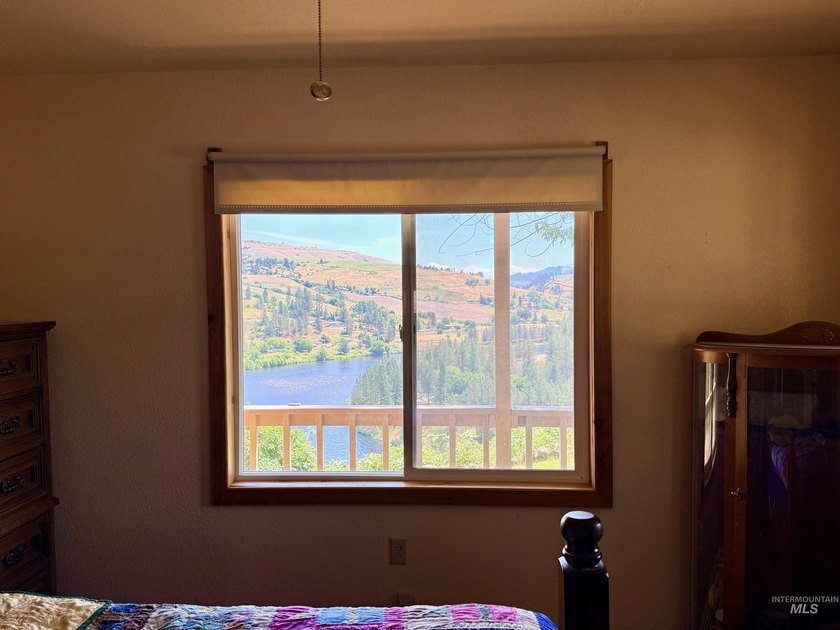Million-Dollar-River Views at half the price! Experience the - photo 16