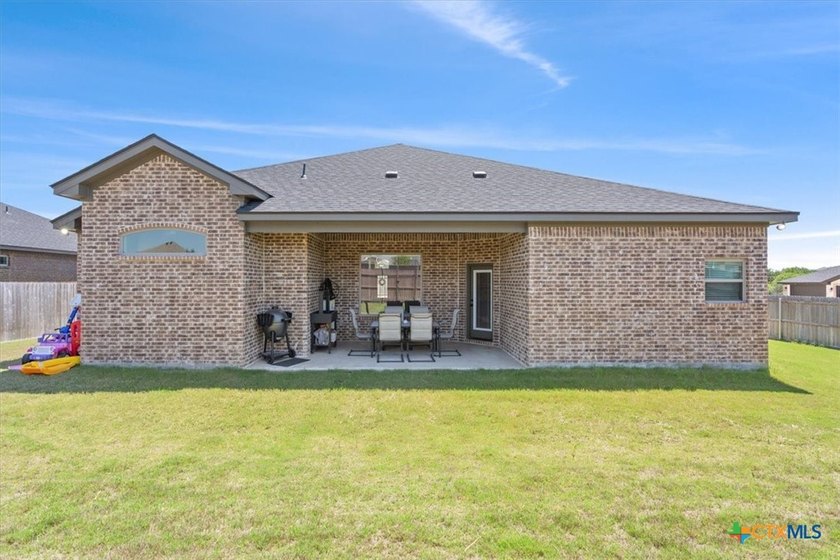 Located in the highly sought-after Three Creeks community in - photo 27