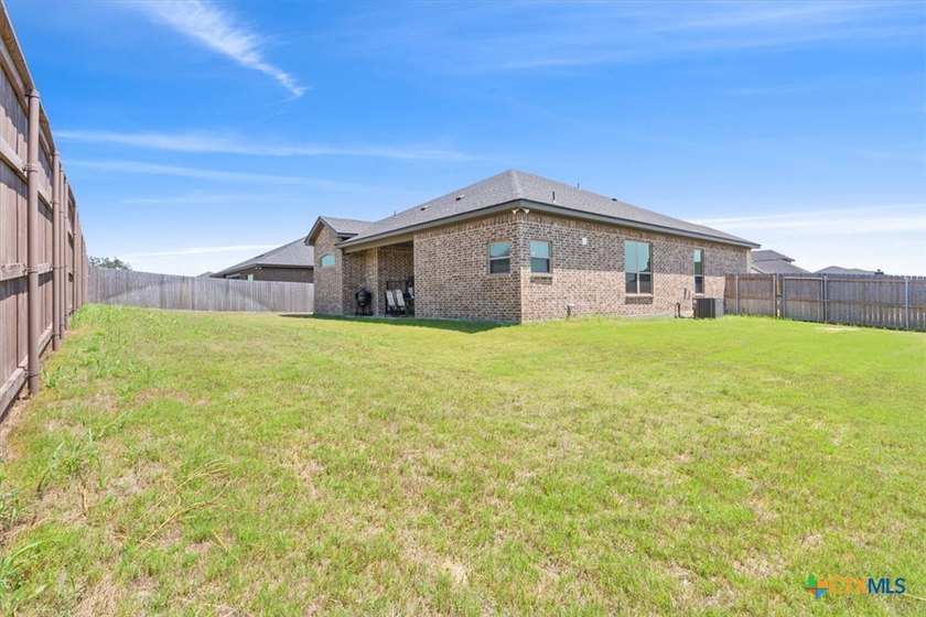 Located in the highly sought-after Three Creeks community in - photo 31