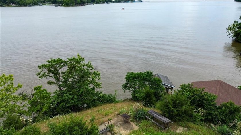 LAKE LIFE DOESN'T GET BETTER THAN THIS! Rare opportunity to own - photo 5