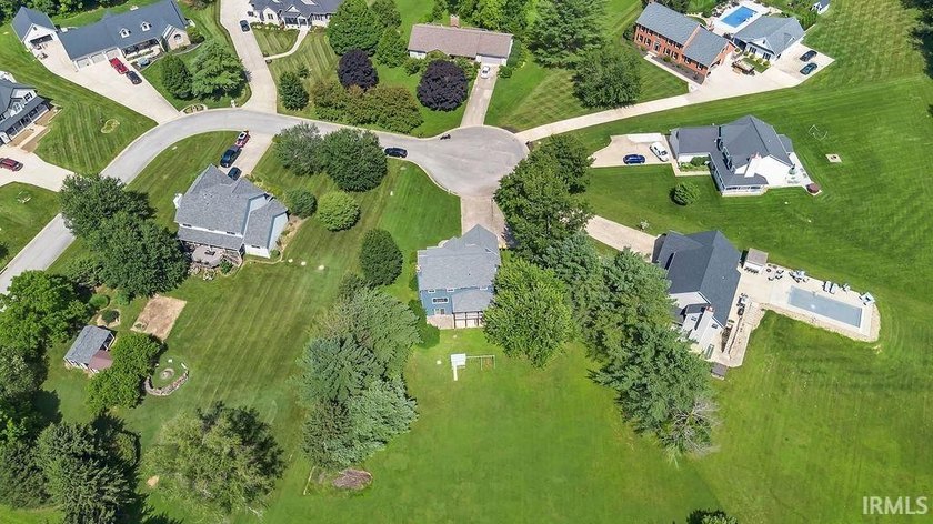 Nestled on a quiet cul-de-sac in Dogwood Estates, this spacious - photo 8
