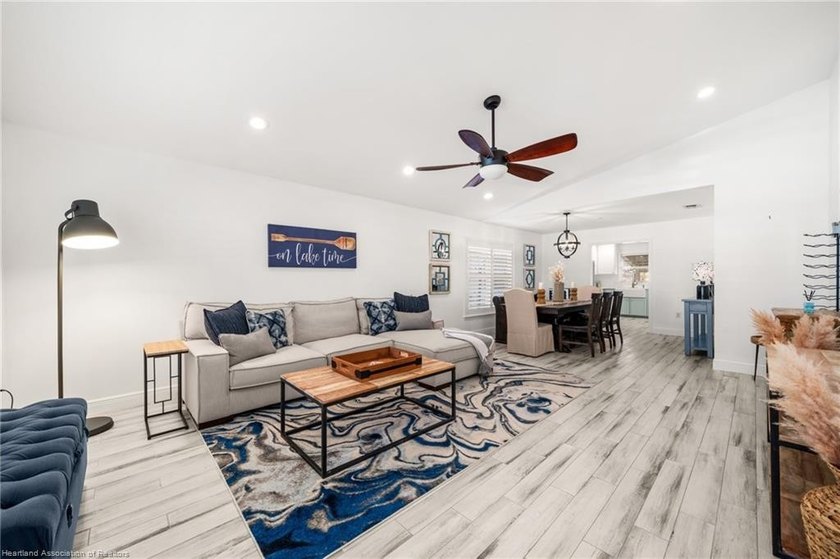 Experience the ultimate lakefront living in Florida with this - photo 8