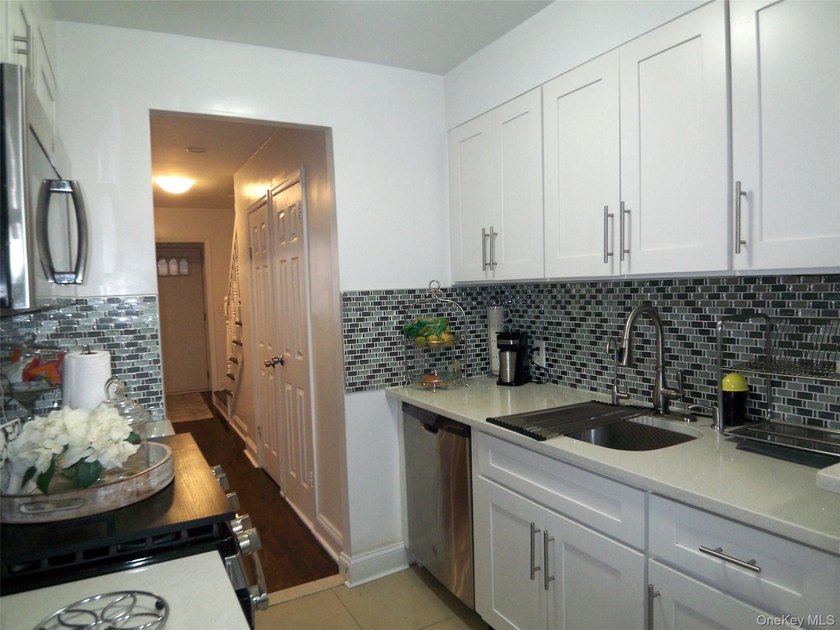 Your new home in Wakefield, The Bronx, is finally here. Step - photo 6