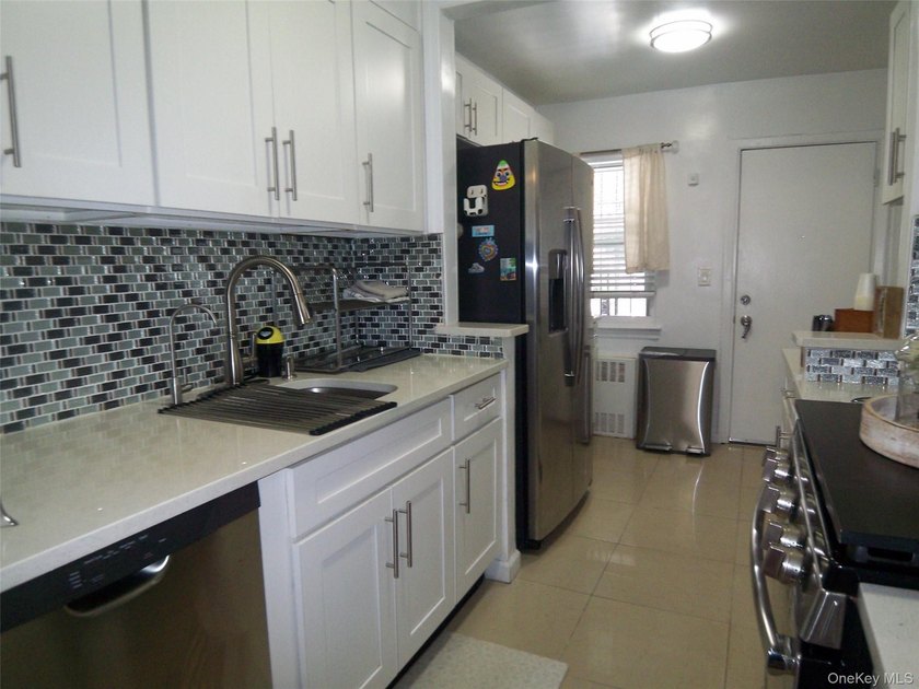 Your new home in Wakefield, The Bronx, is finally here. Step - photo 8