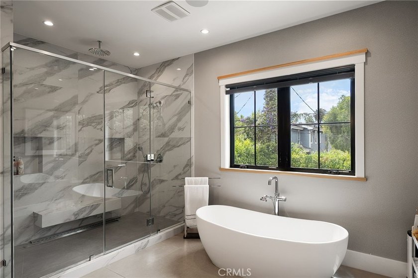 Nestled in the highly sought-after enclave of Colfax Meadows - photo 28