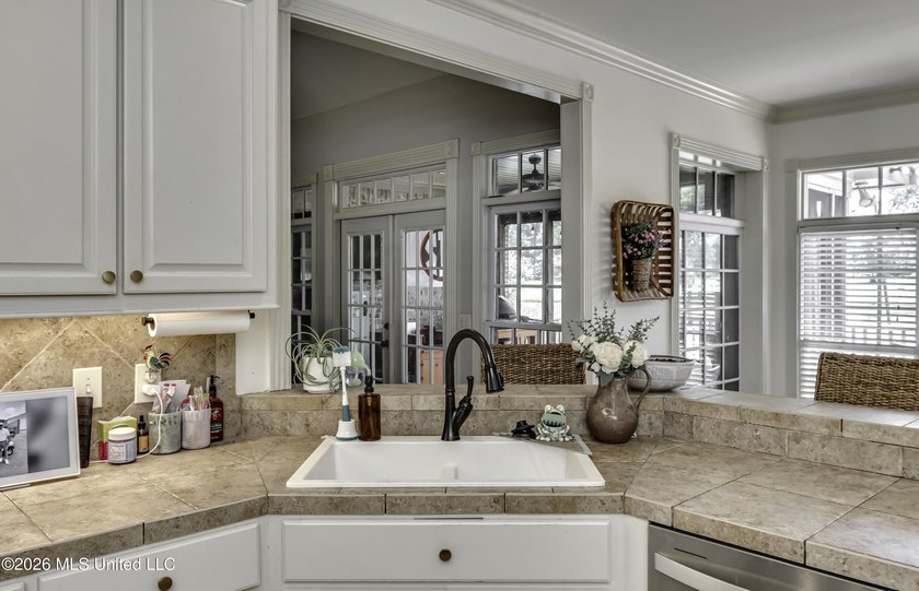 Welcome to 406 Audubon Woods, a rare opportunity to own a - photo 37