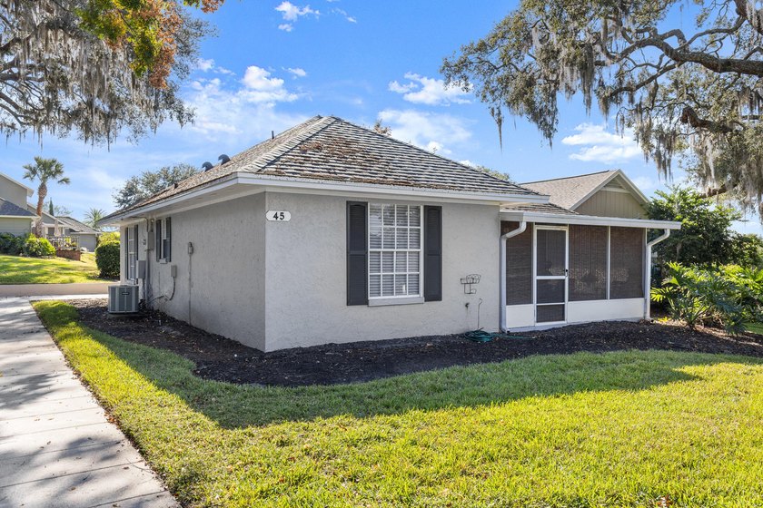 This renovated 2-bedroom, 2-bath condo has a newer roof (2022) - photo 20