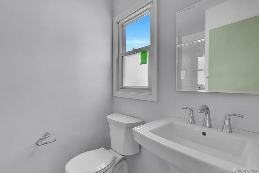 Here you will find all that you have been looking for in an home - photo 20
