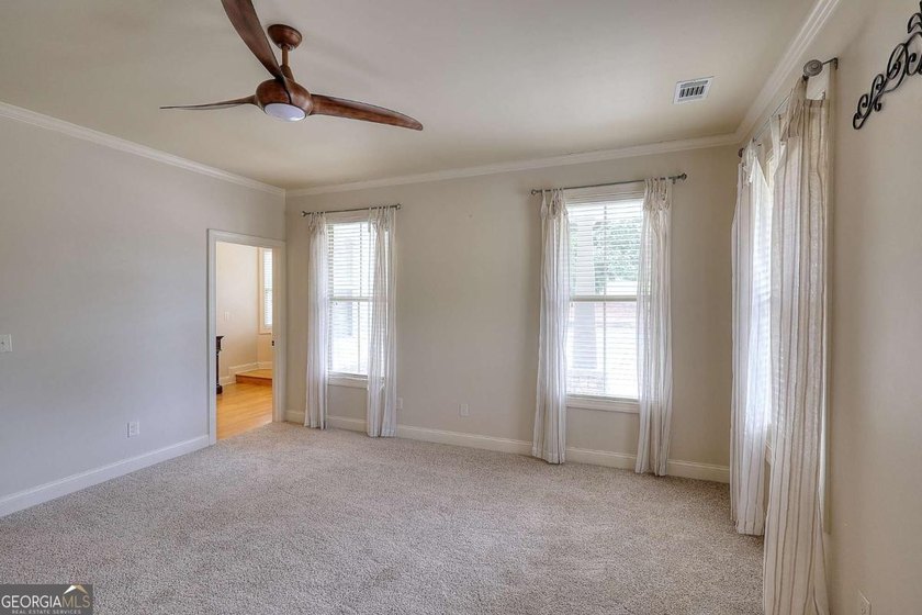BACK ON THE MARKET AT NO FAULT TO SELLER! Welcome to this - photo 22