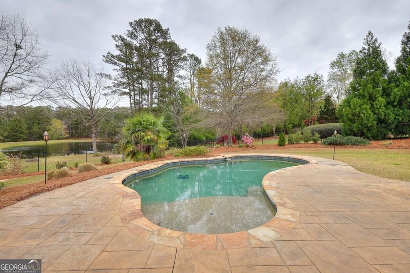 BACK ON THE MARKET AT NO FAULT TO SELLER! Welcome to this - photo 40