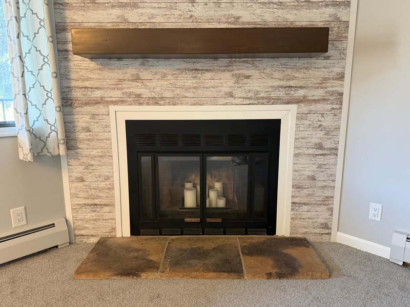 Beautifully updated unit throughout, including Kitchen with - photo 5