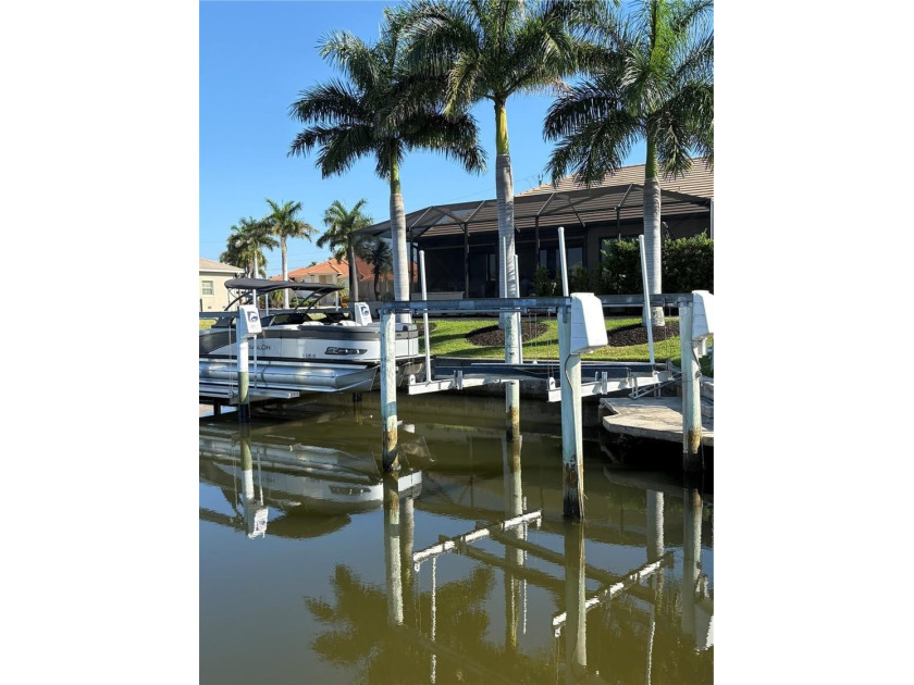 Beautiful waterfront lot in a prime location to build your dream - photo 5