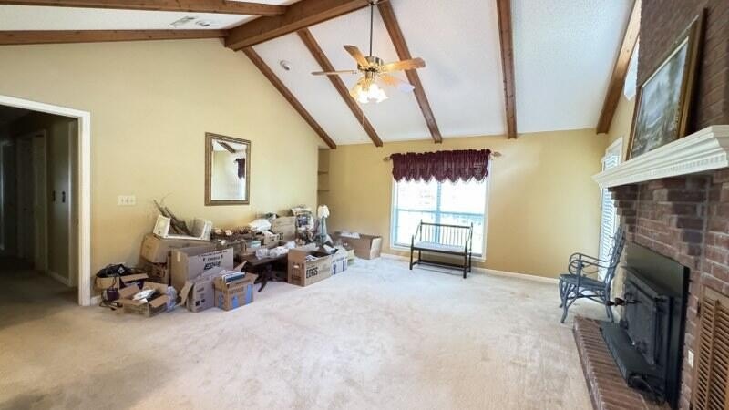 Very well maintained and peaceful location! This 3 bed / 2 bath - photo 12