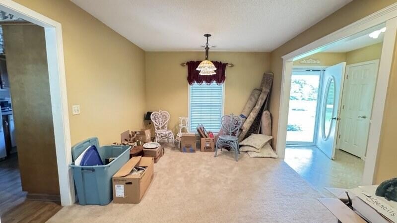 Very well maintained and peaceful location! This 3 bed / 2 bath - photo 13