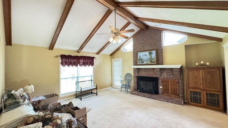 Very well maintained and peaceful location! This 3 bed / 2 bath - photo 14