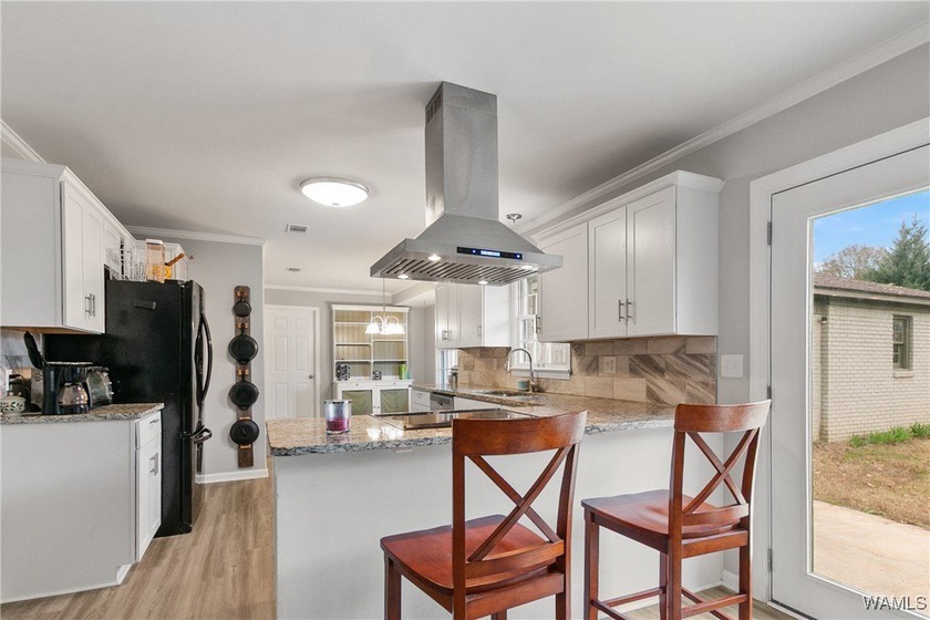 OPEN HOUSE April 19th from 2-4 pm! Enjoy space, comfort, and - photo 18