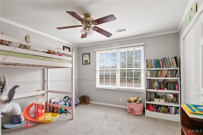 OPEN HOUSE April 19th from 2-4 pm! Enjoy space, comfort, and - photo 27