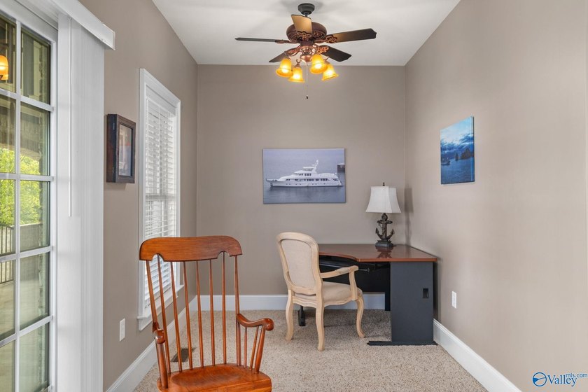 Stunning custom-built 3-bedroom, 2 bath home with beautiful - photo 29