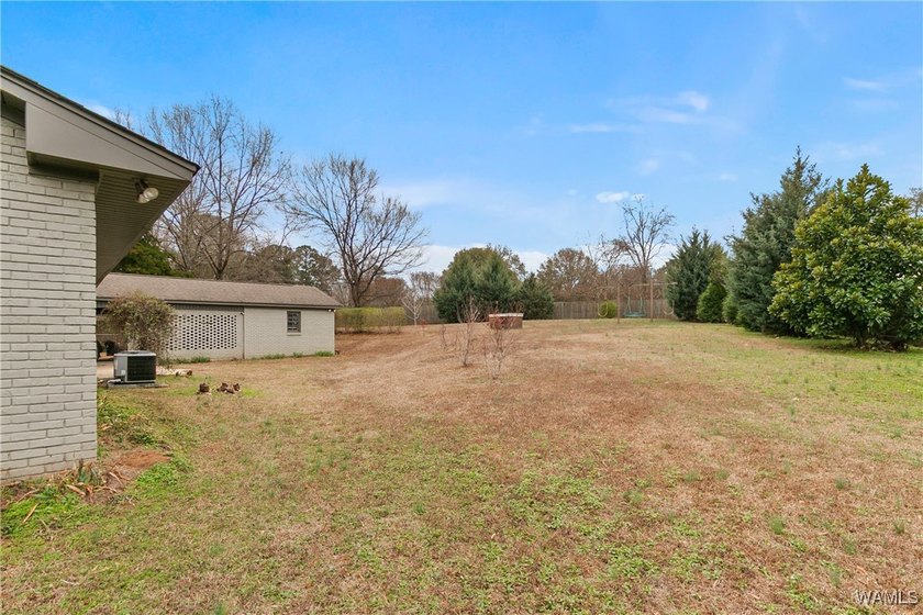 OPEN HOUSE April 19th from 2-4 pm! Enjoy space, comfort, and - photo 40