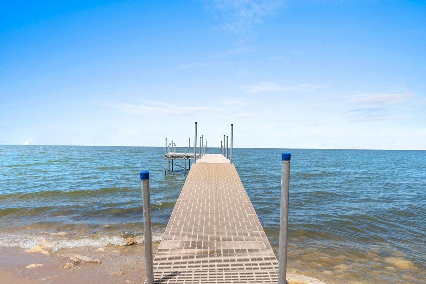 Experience premier Wisconsin waterfront living at the gateway to - photo 7