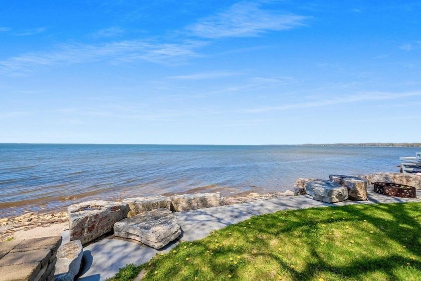 Experience premier Wisconsin waterfront living at the gateway to - photo 8