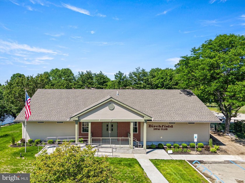 Nestled in the charming Birchfield community, this end-of-row - photo 18