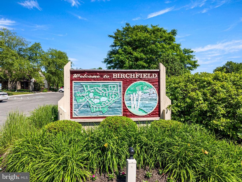 Nestled in the charming Birchfield community, this end-of-row - photo 20