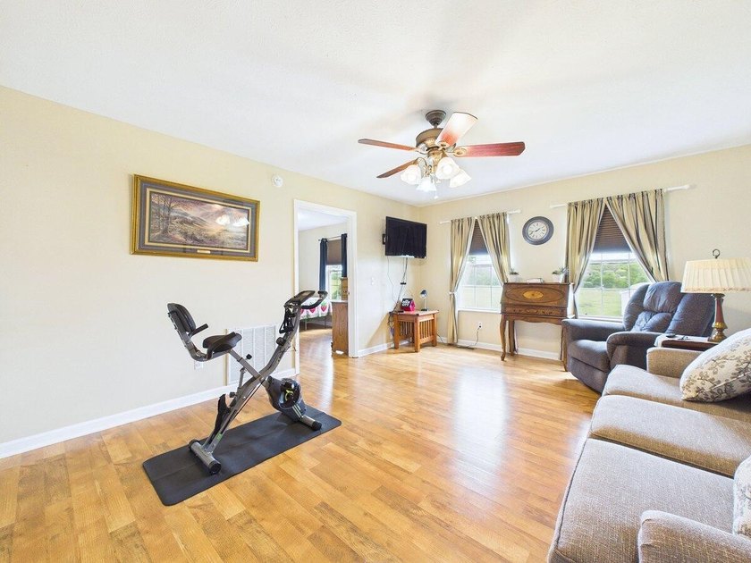 5 bed/3.5 bath. Nestled in a highly desirable area, this - photo 33