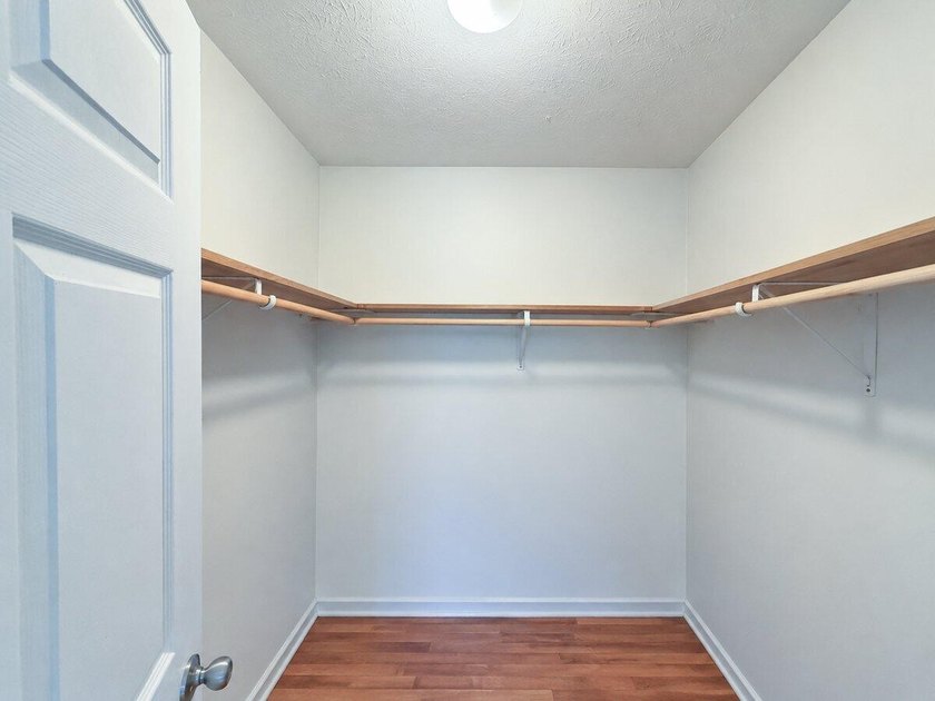 5 bed/3.5 bath. Nestled in a highly desirable area, this - photo 37
