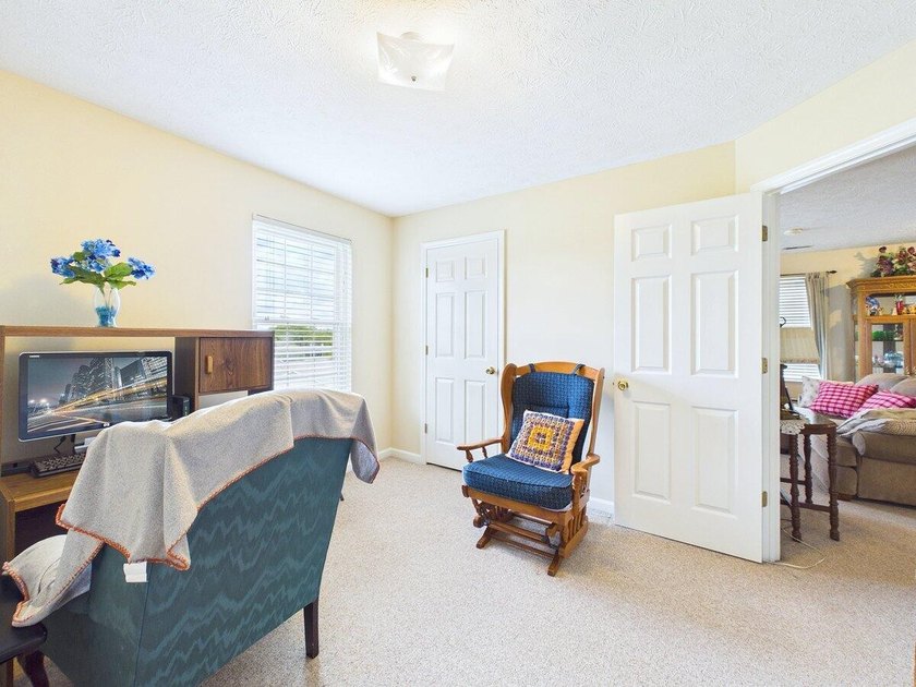 5 bed/3.5 bath. Nestled in a highly desirable area, this - photo 49