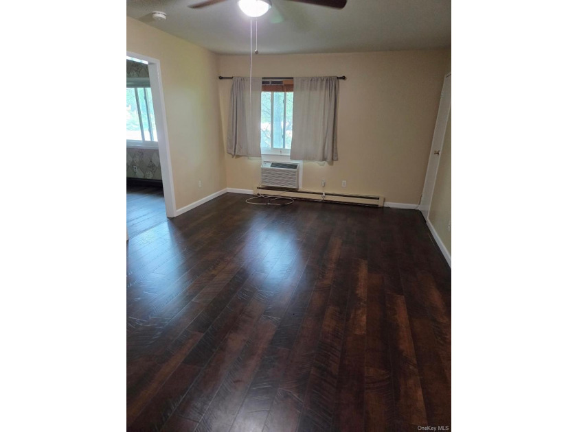 Another *goodie* in desirable Waters Edge community. This 2nd - photo 5